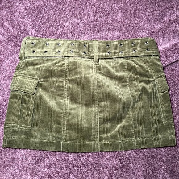 urban outfitters M green corduroy cargo skirt - Picture 3 of 3